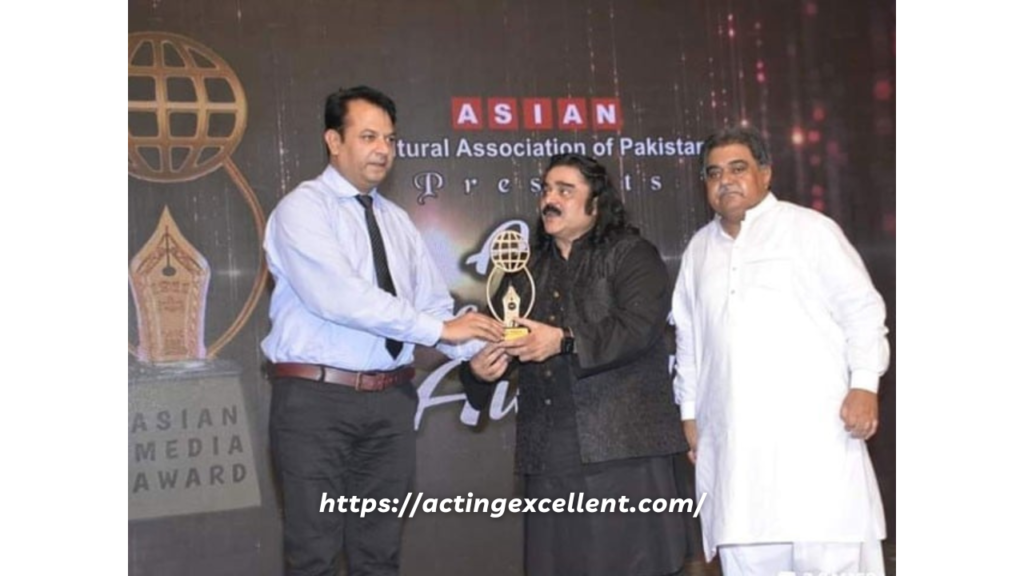 Singer Arif Lohar