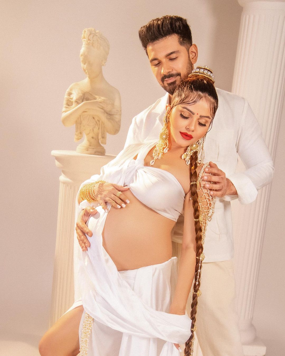 Bigg Boss winner Rubina Dilaik blessed with Twin daughters