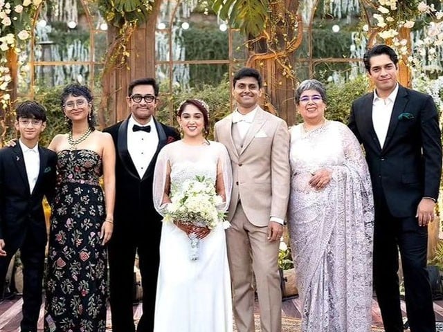 Ira’s wedding, Aamir Khan’s photo with both ex-wives goes viral